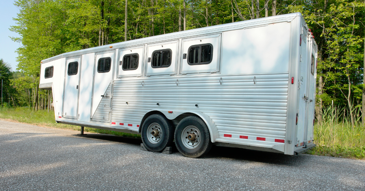 how-much-does-your-horse-trailer-weigh